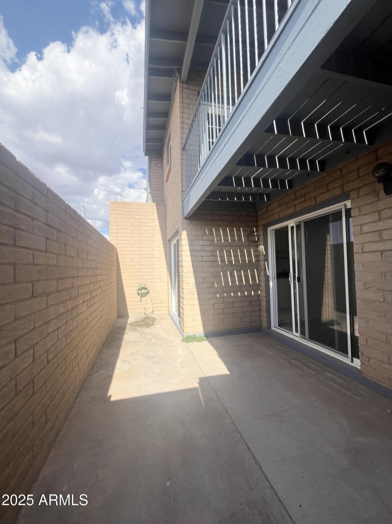 Private courtyard