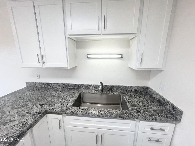 Modern kitchen