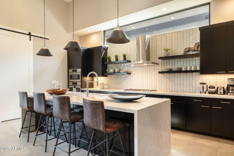 16-web-or-mls-6525-e-cave-creek-rd-31