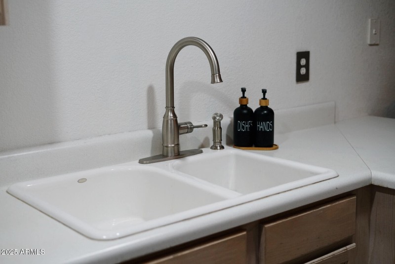 831837EA-913F-4E91-B67D-514361CF5C16