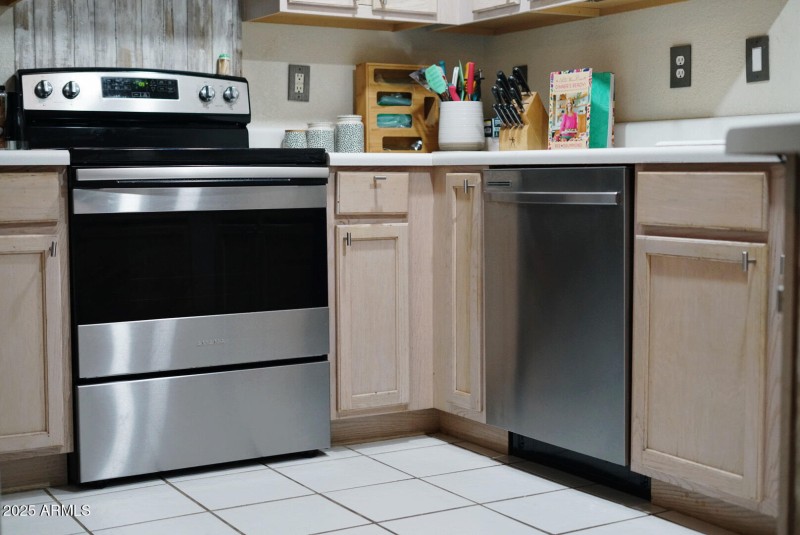 FD3FAD38-BD27-45B1-8D85-E0F43C3C5ABE