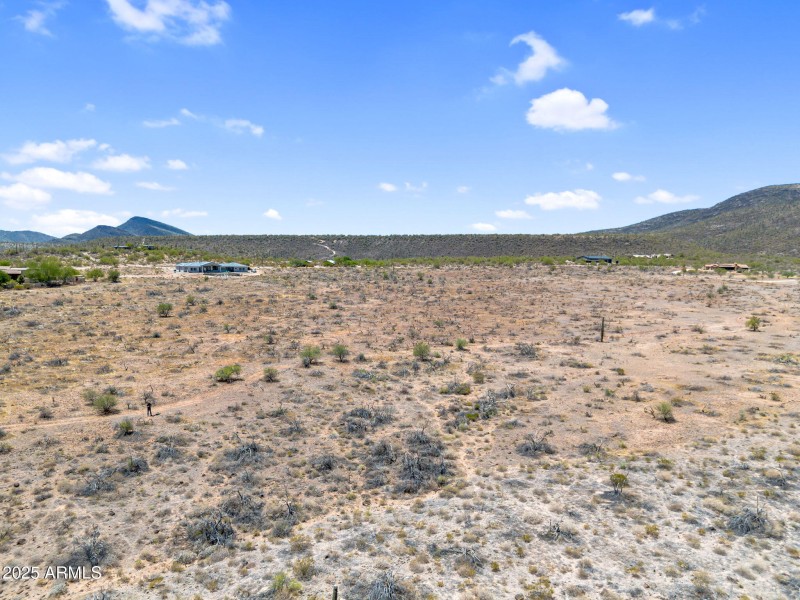 25-web-or-mls-DJI_0637