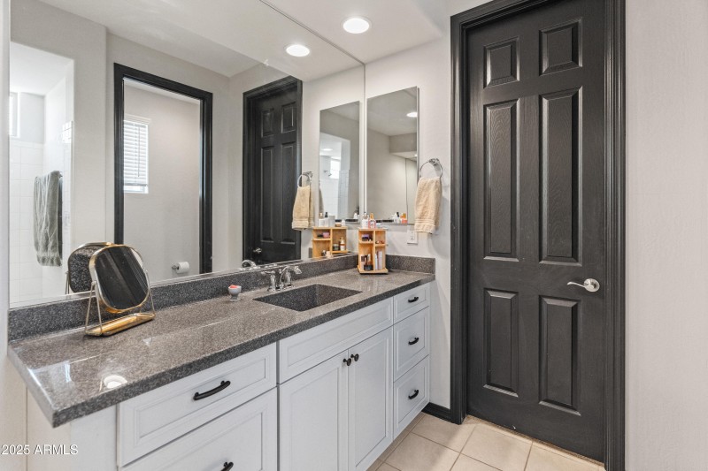 25967 W Sands Dr-13