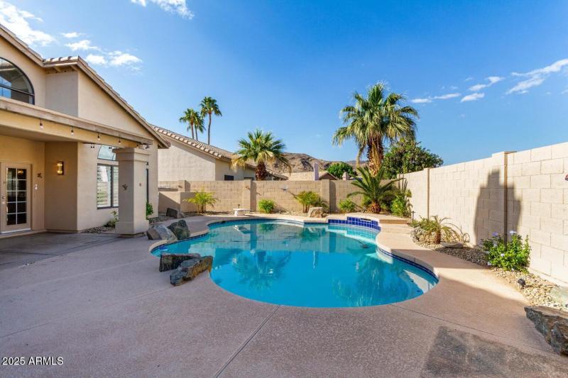 20250419210723001894000000-o