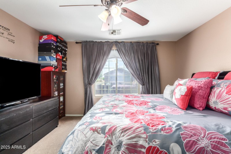 Spacious Primary Suite