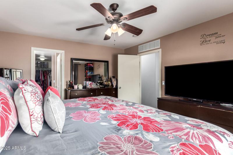 Spacious Primary Suite