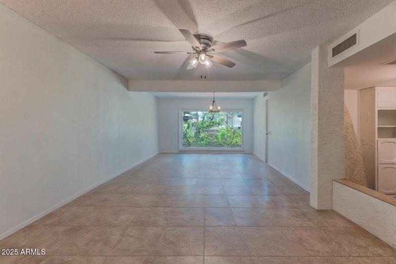 Ardmore Rd living-dining empty