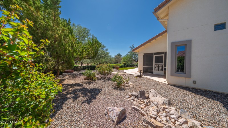 Exterior Reshoot - 3033 Glenview Dr-7