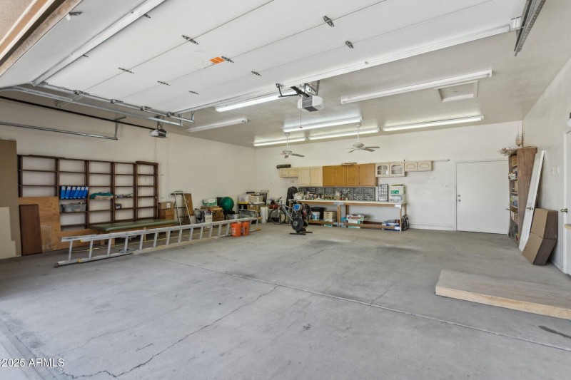 Oversized/Extended 3 Car Garage