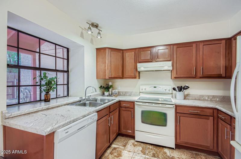 Kitchen- includes refrigerator