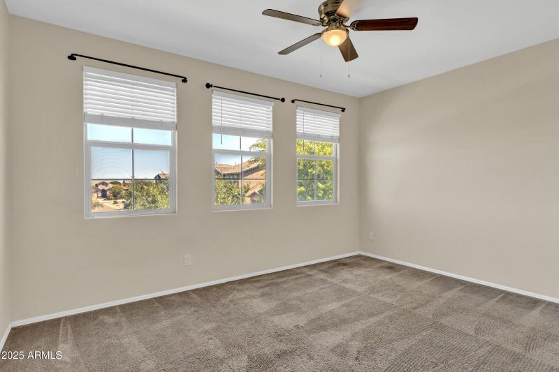 2075 W Bennett Way-24