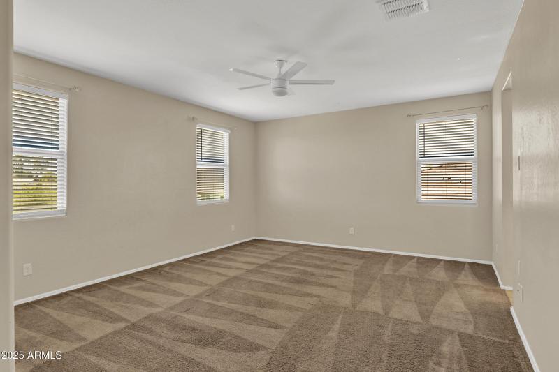 2075 W Bennett Way-30