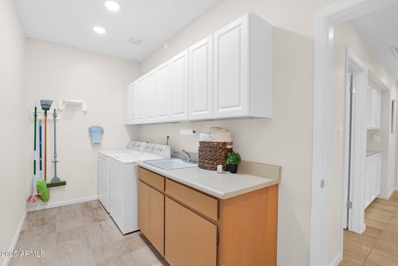 Generous Laundry Center