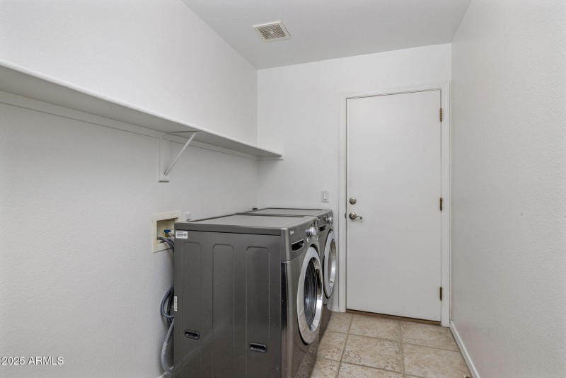 Large Laundry Room