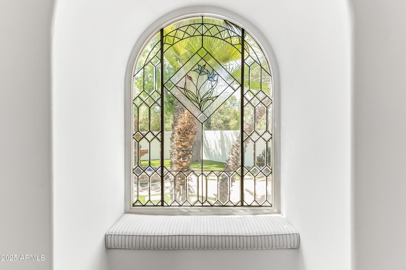 Entry Foyer Window Seat