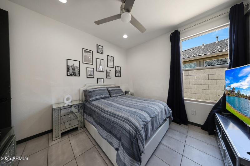 Bedroom 4 w/ Walk-In Closet