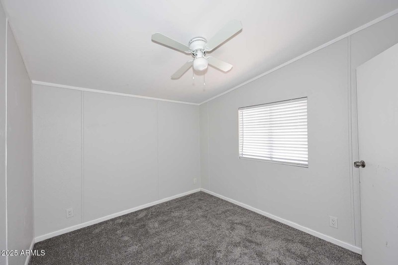 Quiet Third Bedroom Retreat