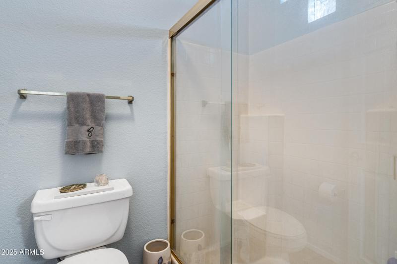 Master walk in shower