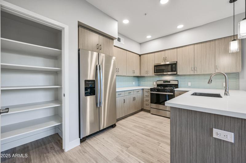 5-1027W5S-TFA-3BL-07 08 12 13 17 18-ocup