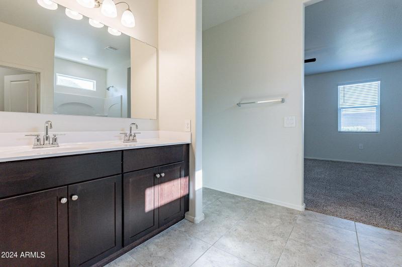 18-web-or-mls-Basil-19