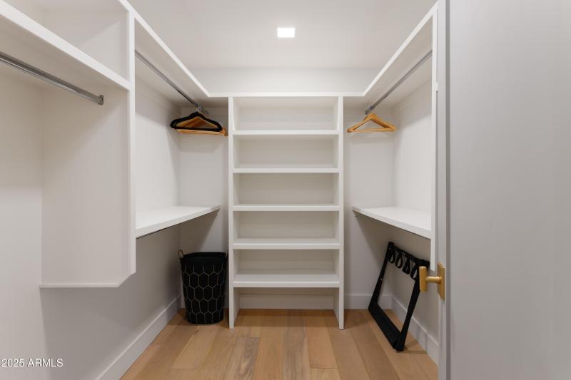 PropertyImageCo_13422N58thPl_WEB-17