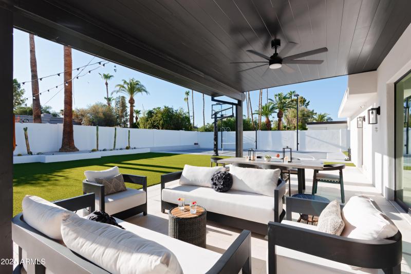 PropertyImageCo_13422N58thPl_WEB-42