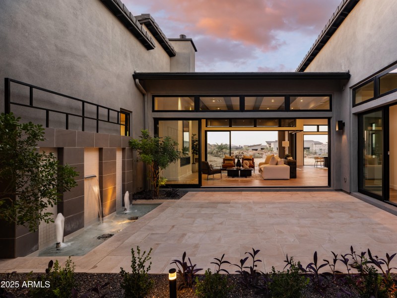 Stunning Courtyard Entrance