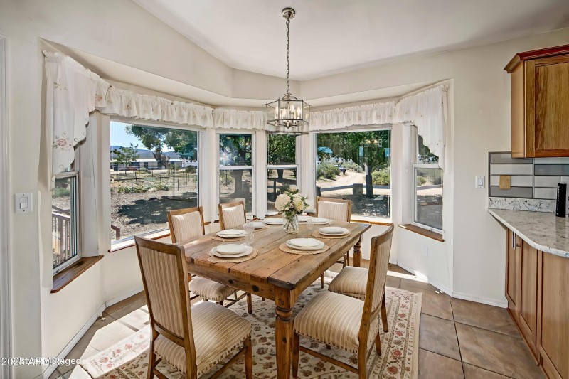 Dining Room Virtually Staged