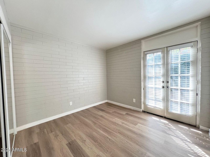 2 BEDROOM UNIT