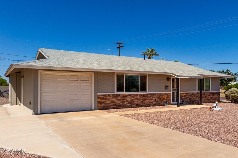 Attached Garage