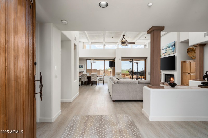 06-11163 E Prospect Point Dr (6 of 40)