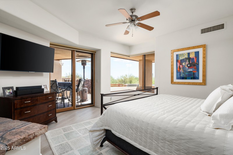 20-11163 E Prospect Point Dr (20 of 40)