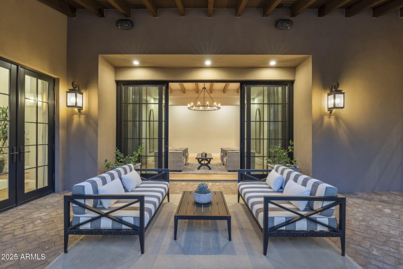 Courtyard Patio