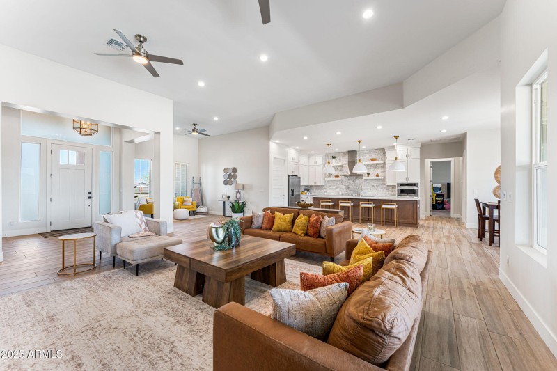 11-web-or-mls-DSC00505