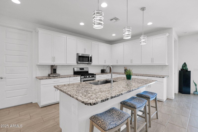 22-web-or-mls-P1258049