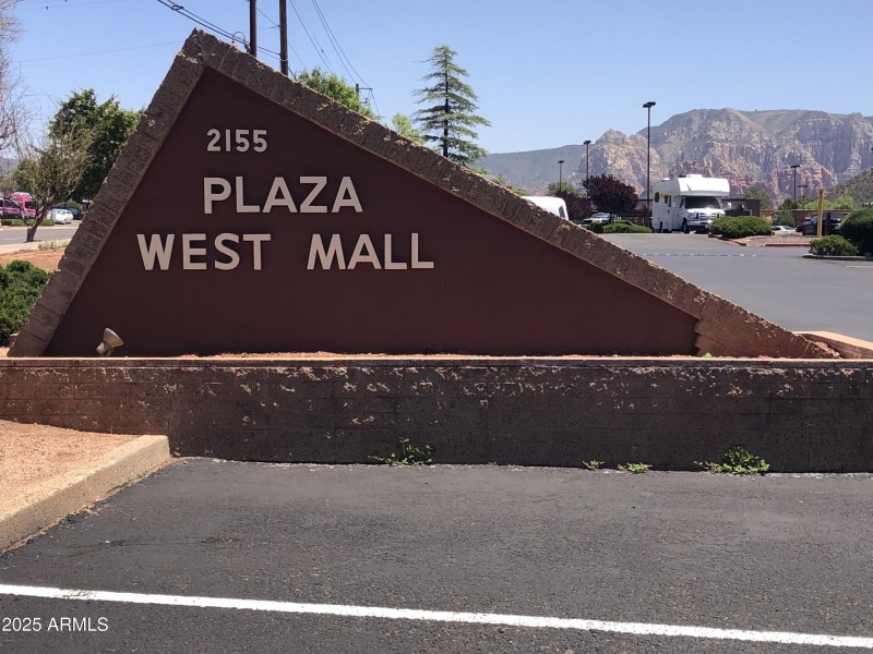 89A Mall Sign