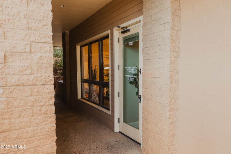 Ext Entry 1