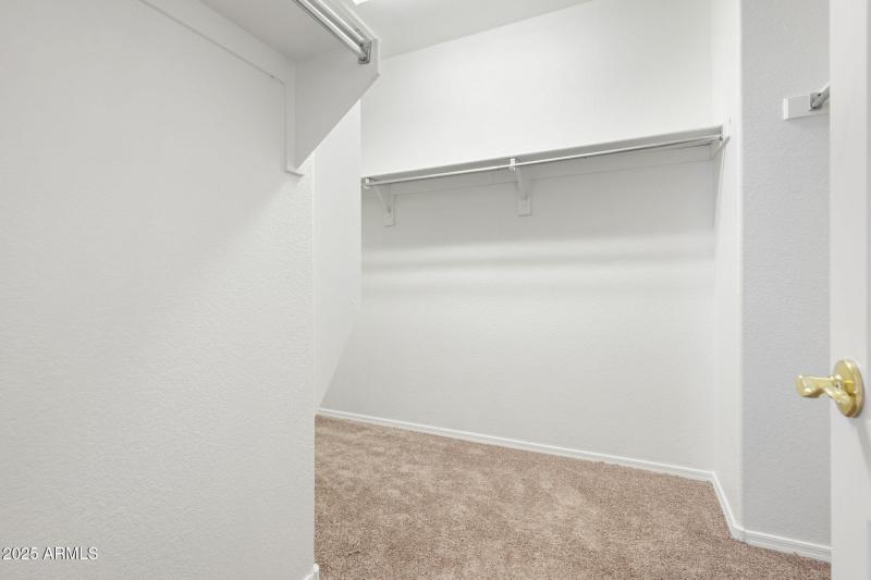 28-web-or-mls-2261-w-mila-way