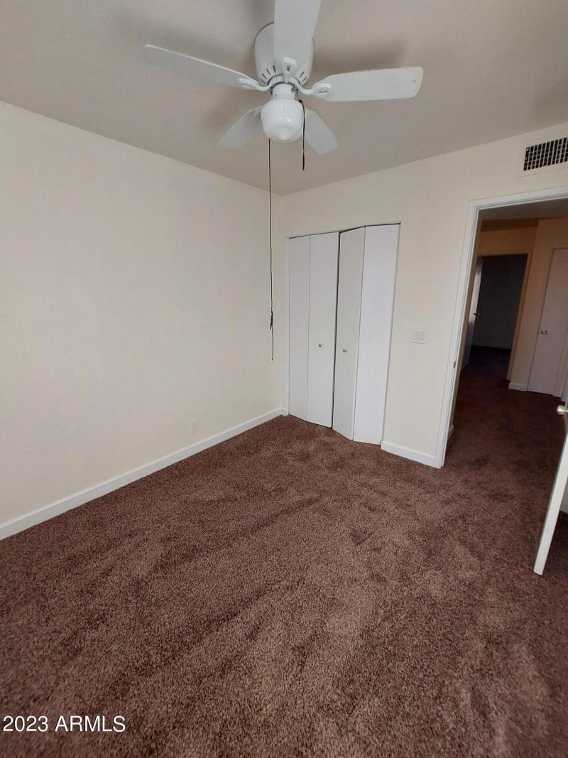 6140WTownleyAvePics18