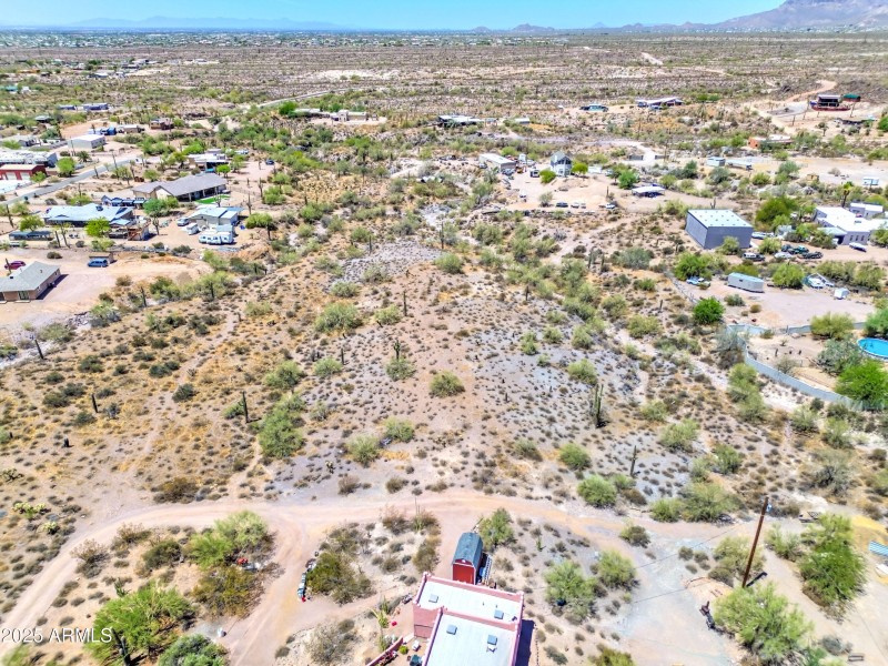 5320 E Foothill St-1