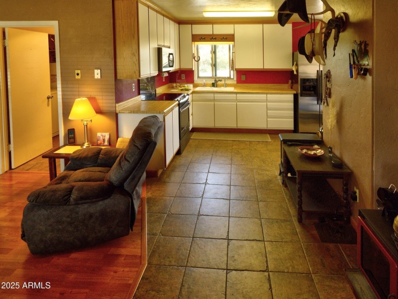 Elaine_INT_LR_3_result