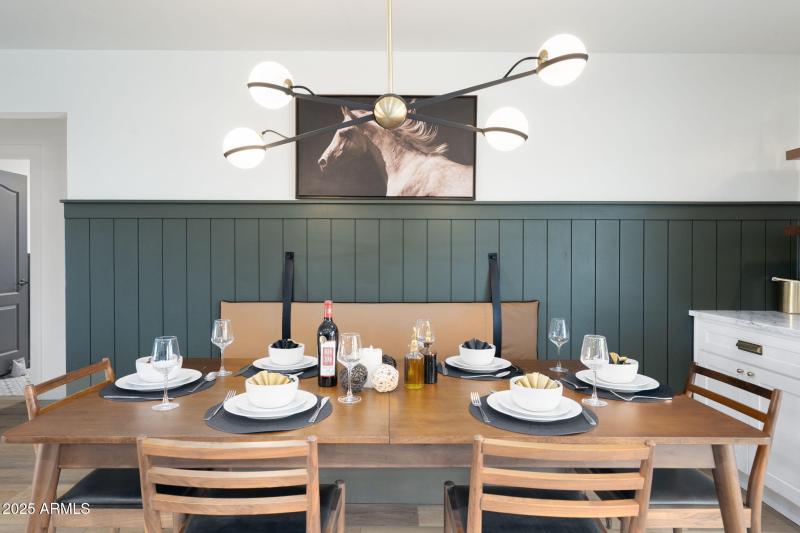 13-web-or-mls-QVB02934