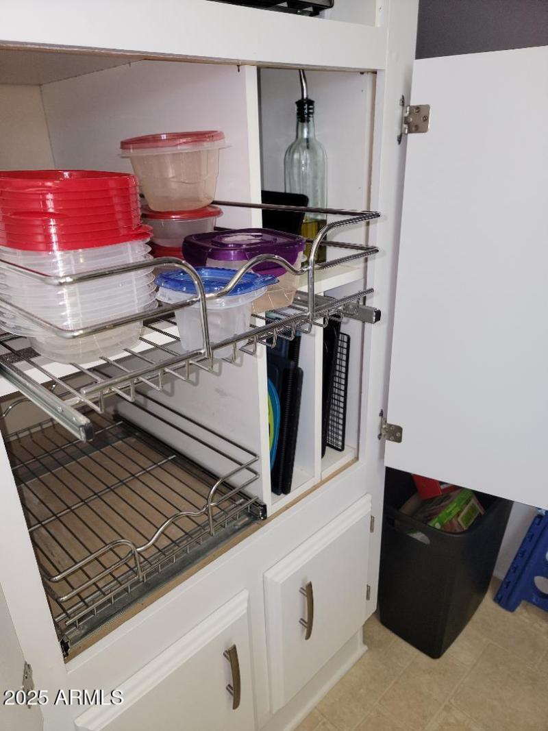 808 kitchen pull out shelves