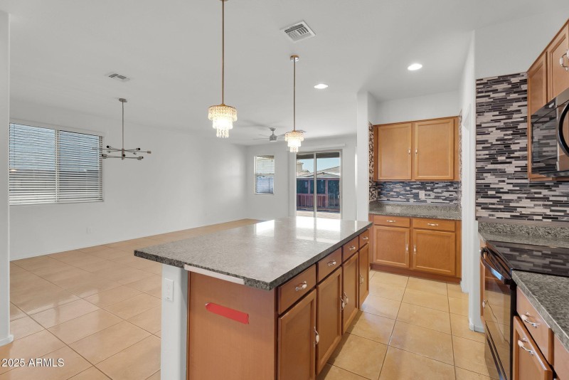 14-web-or-mls-Townley-13