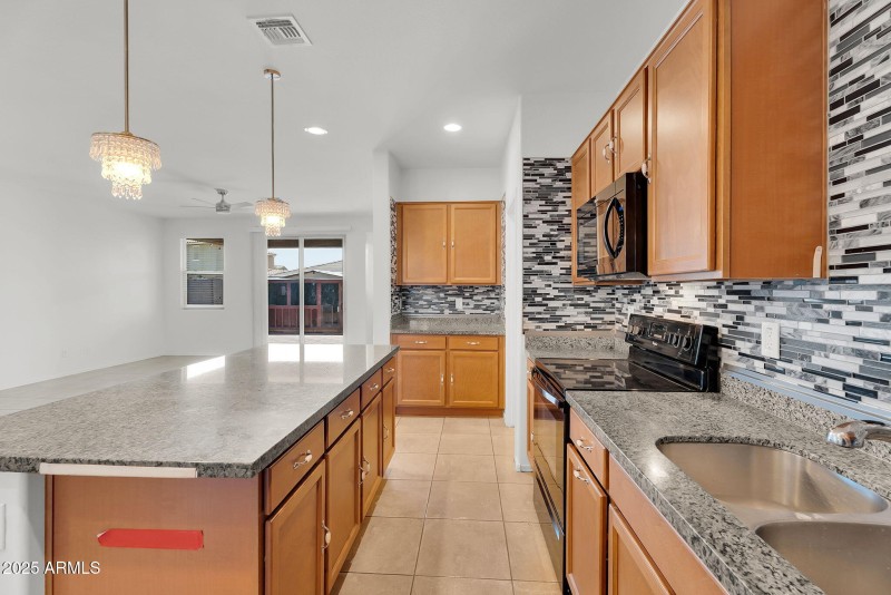 15-web-or-mls-Townley-14