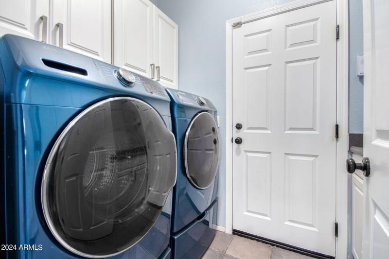 Full Size Washer and Dryer