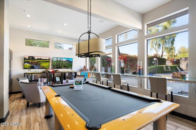 Venu Pool Table