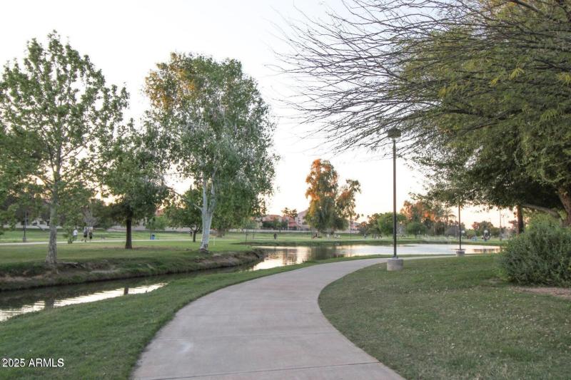 Neighborhood connects to greenbelt