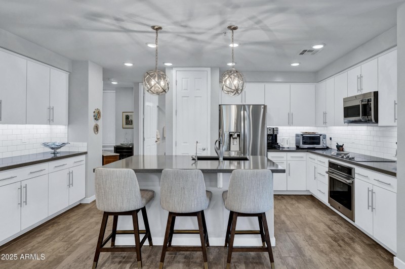 250 W Queen Creek Rd #101-12