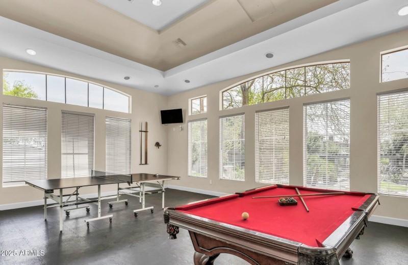 Club House - Pool Table